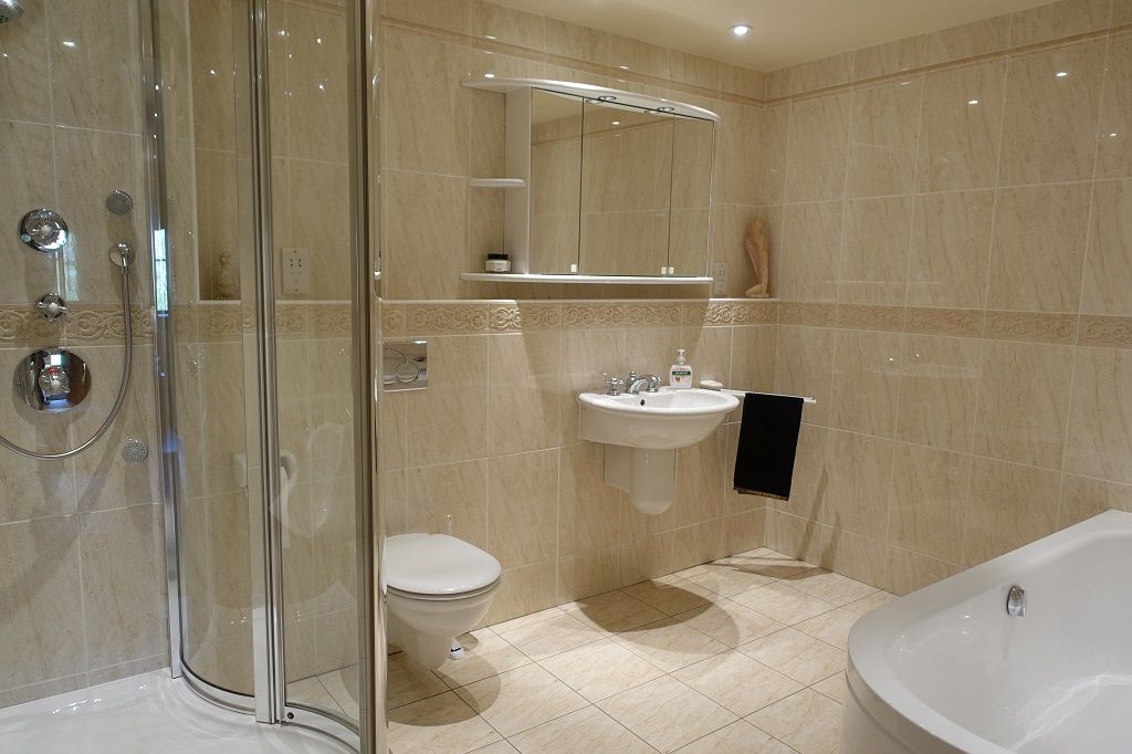 Ground Floor Bathroom